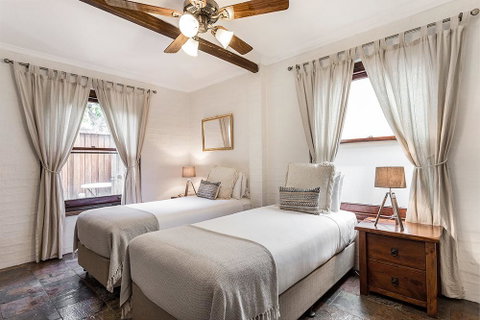 Skye Lodge Byron Bay - Walk To Town In 5 Minutes! - Accommodation Redcliffe 2
