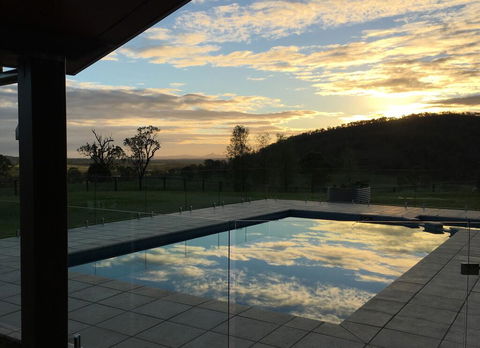 Skyline Farm House - Accommodation Redcliffe 2