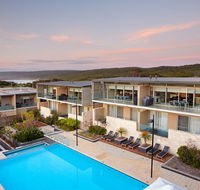Smiths Beach Resort - Accommodation Redcliffe