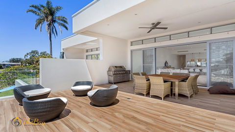 Soldiers Point Style And Sophistication - Accommodation Redcliffe 0
