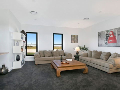Somerton Ridge - The Perfect Rural Retreat - Accommodation Redcliffe 3