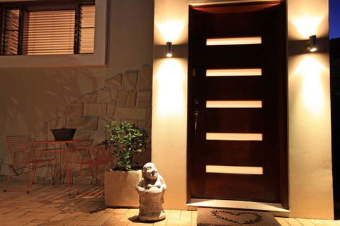 Songbird - Accommodation Redcliffe 3