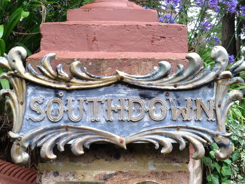 Southdown Stable - Accommodation Redcliffe 2