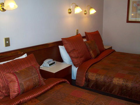 Southern Comfort Motor Inn - Accommodation Redcliffe 2