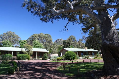 Southern Grampians Cottages - Accommodation Redcliffe 0