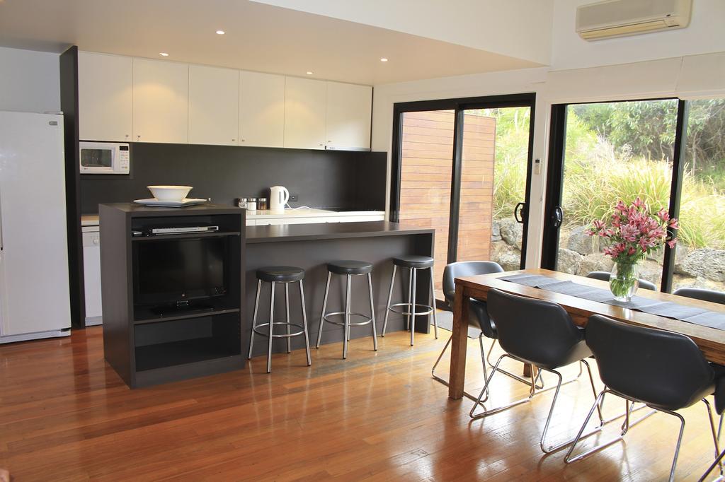 Waarre VIC Accommodation Redcliffe