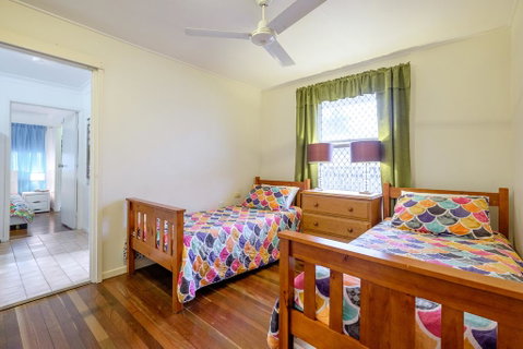 Southside Central Unit - Accommodation Redcliffe 3
