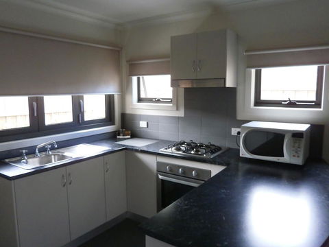 Sovereign Views Apartments - Accommodation Redcliffe 3