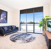 SP246-Brandnew modern Apt in Penrith with parking - Accommodation Redcliffe