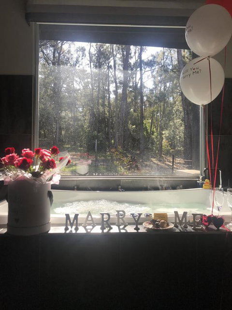 Spa Suites At RAVEN - Accommodation Redcliffe 1