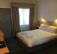 Spa Village Travel Inn - Accommodation Redcliffe