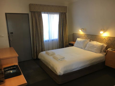 Spa Village Travel Inn - Accommodation Redcliffe 0