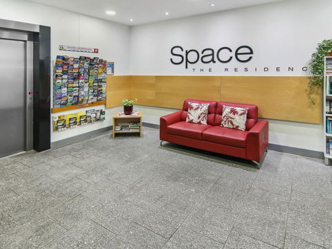 Space Holiday Apartments - Accommodation Redcliffe 0