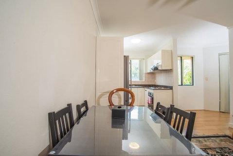 Spacious & Cozy APT@Heart Of Redfern Closes To CBD - Accommodation Redcliffe 1
