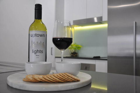 Spacious 2 Bed 2 Bath Unit - LUMA APARTMENTS - Accommodation Redcliffe 1