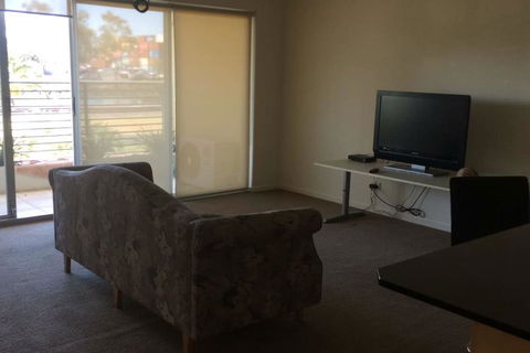 Spectacular River Views In Fabulous Footscray. - Accommodation Redcliffe 2