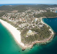 Spectacular Views  Walking distance to the beach - Accommodation Redcliffe