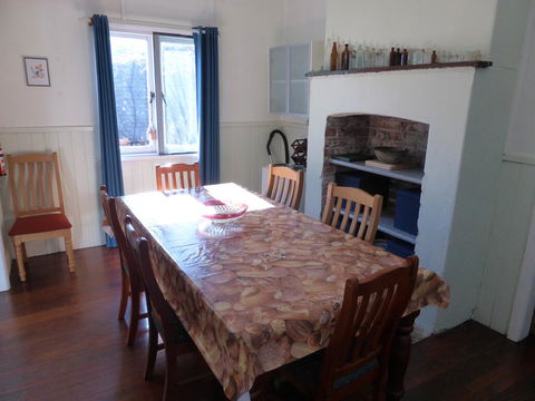Splendid Wren Cottage - Accommodation Redcliffe 1