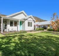 Spring Home - Our Place at Bright - Accommodation Redcliffe