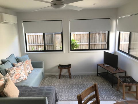 St Clair's Apartments, Cotton Tree - Accommodation Redcliffe 3