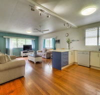 Starfish Shack by the Sea - Accommodation Redcliffe