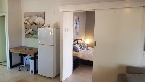 Stay Awhile In Port Pirie - Min Stay 4 Nights - Accommodation Redcliffe 3