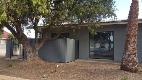 Stay Awhile In Port Pirie - Min Stay 4 Nights - Accommodation Redcliffe 0