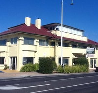Stella's Dromana Hotel - Accommodation Redcliffe