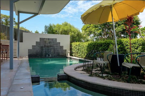 Stonehawke Place - Accommodation Redcliffe 3