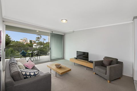 Story Apartments - Accommodation Redcliffe 2