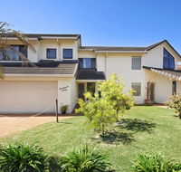 Strathmore Lodge - Accommodation Redcliffe