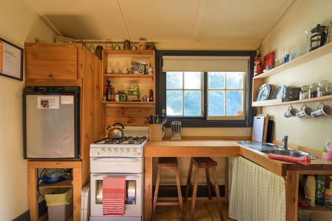Stringer's Cottage - Accommodation Redcliffe 2