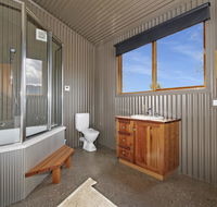 Studio  Quins Gap Retreat - Accommodation Redcliffe