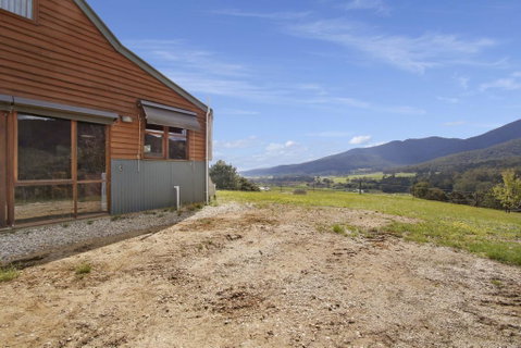 Studio @ Quins Gap Retreat - Accommodation Redcliffe 2