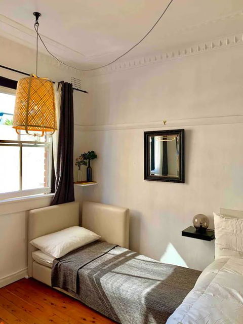 Studio Flat With Shared Rooftop Terrace - Accommodation Redcliffe 3
