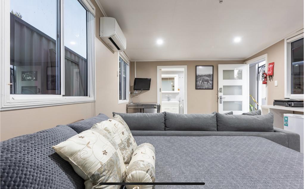 Douglas Park NSW Accommodation Redcliffe