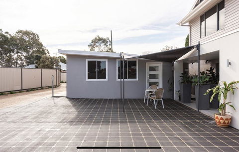 Studio Vues - Accommodation Redcliffe 2