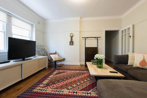 Stunning Beach Living - Accommodation Redcliffe 2