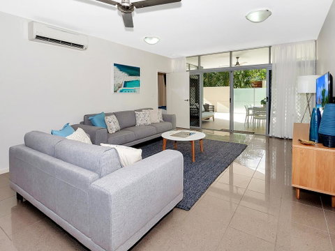 Stunning Ground Floor City Apartment. - Accommodation Redcliffe 2