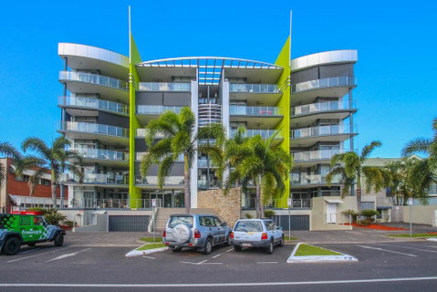 Stunning Ground Floor City Apartment. - Accommodation Redcliffe 1