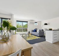 Stylish and Spacious Launceston Villa  Free Wifi - Accommodation Redcliffe