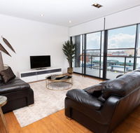 Stylish Inner City Penthouse Apartment - Accommodation Redcliffe