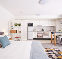 Stylish Manly Studio With BBQ Terrace and Parking - Accommodation Redcliffe
