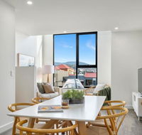 Stylish Townhouse - Accommodation Redcliffe