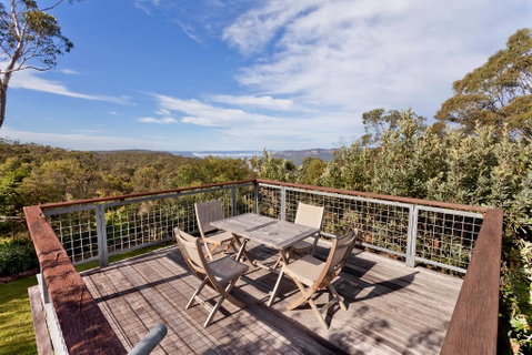 Summer House - Accommodation Redcliffe 2
