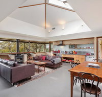 Summer House - Accommodation Redcliffe