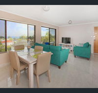 Summer Retreat - Accommodation Redcliffe