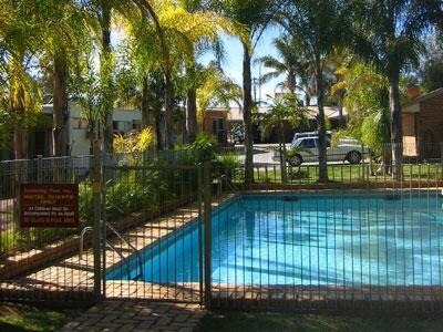 Sun River Resort Motel - Accommodation Redcliffe 0