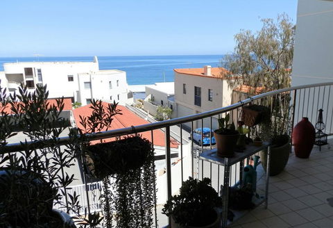 Sun, Sand, Sea And Salty Kisses Cottesloe Beach House - Accommodation Redcliffe 0