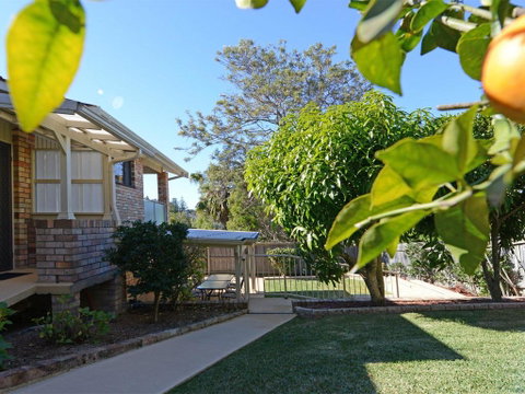 Sunbakers - Accommodation Redcliffe 3